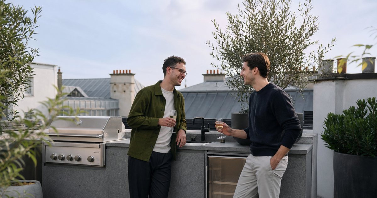 How Much Space Does A Genuinely Luxurious Outdoor Kitchen Actually Require?